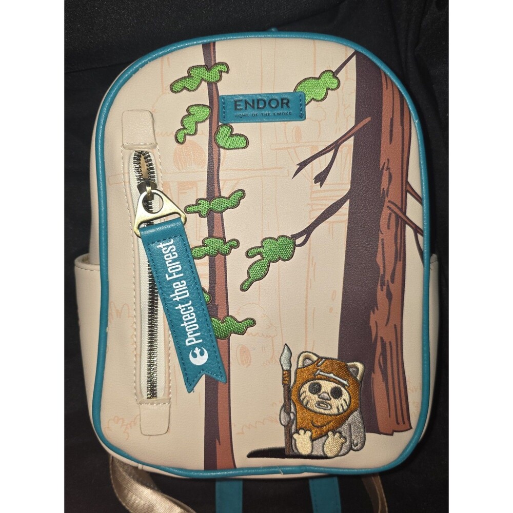 Like new disney star wars brand endor ewok wicket yub nub forest mini backpack!